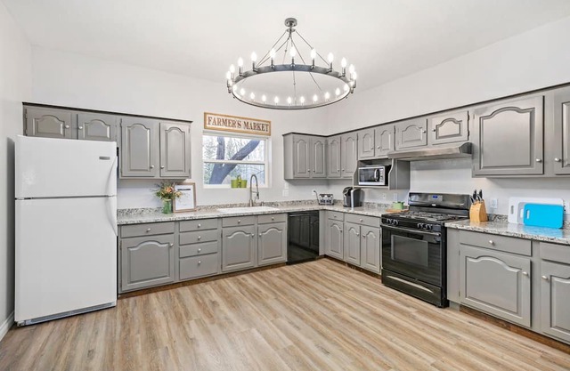 Fairfield Park Inn Room #1