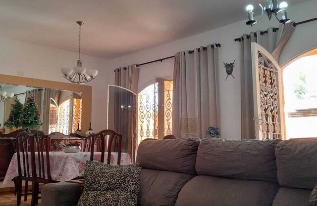 Casa Aconchego à 600m da Maior Praia do Guarujá