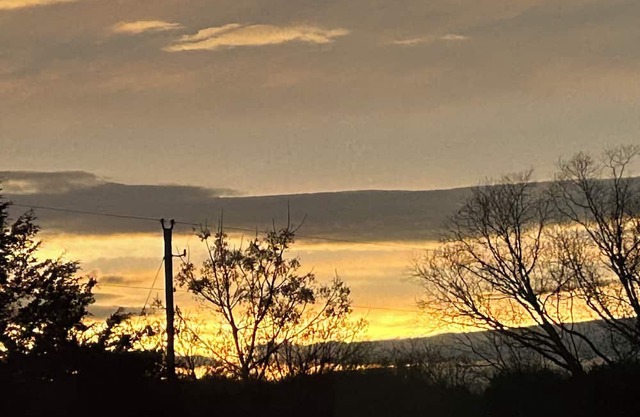 Getaway to Pickens, SC. Only minutes to the mountains, the lake or Clemson!