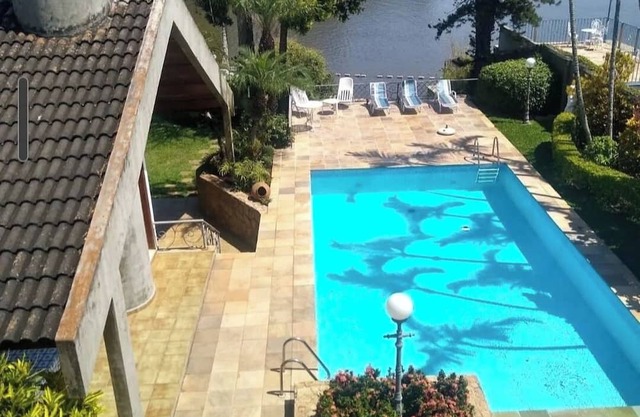 Chácara em Atibaia, Acesso e Vista Para Represa , Aceitamos Pets