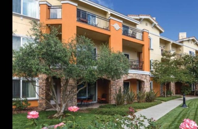 Bottle What???.. That's Right Bottle Rock 2 bedroom lock-off