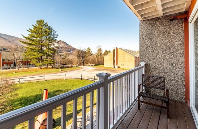 Hunter Haven Retreat! Sleeps 12!
