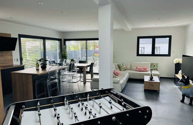 Maison Moderne Idéale Pour un Séjour en Famille