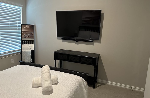 Modern, Clean and Family Friendly Home in Prosper