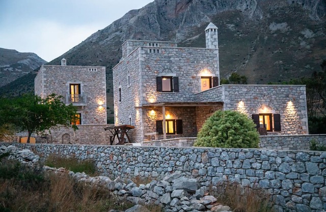 Armenopertra view-Amarados ,double room, Mani