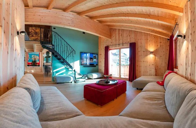 Impeccable 4-Bed Villa in Cadin di Sotto