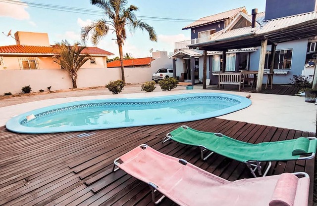 Chalé de Praia Charmoso e Aconchegante com Piscina