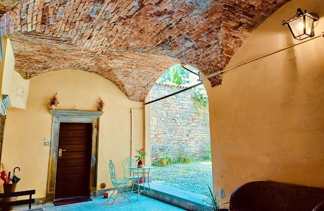 Charming Apartment & balcony