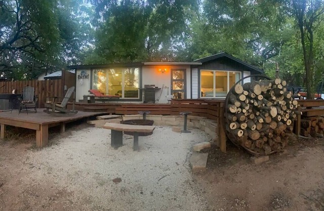 The Gap House HOT TUB