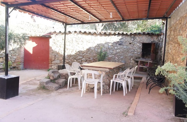 Holiday house Pelahustan for 2 - 12 persons with 6 bedrooms - Holiday house