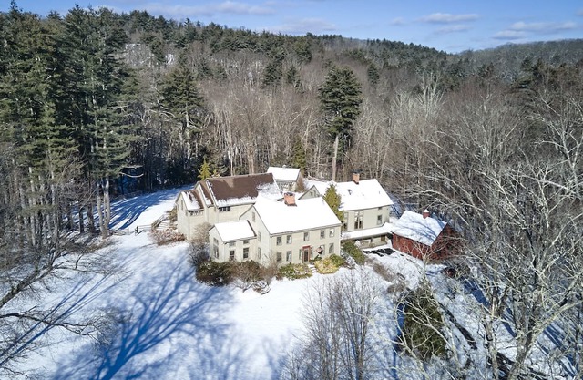 Riverview 7.5K sqft Modernized Secluded Historical Family Retreat Home