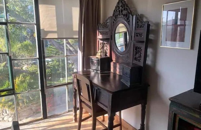 Artist Residency, a loft apartment above a Sculpture Studio