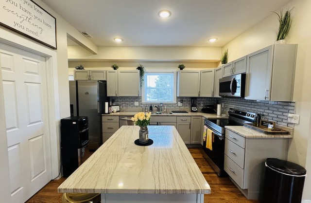 Big house newly remodel from top to bottom