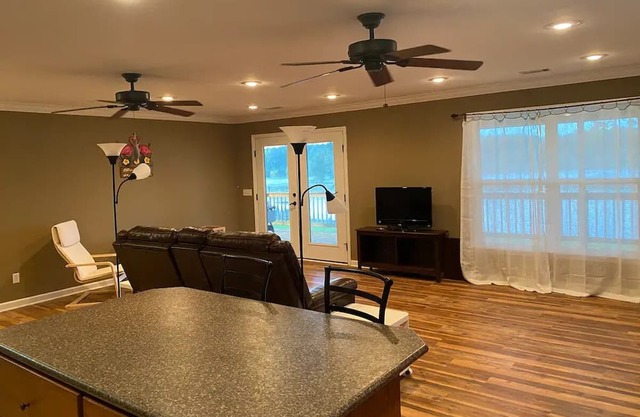 A nice quiet little place on the Alabama River