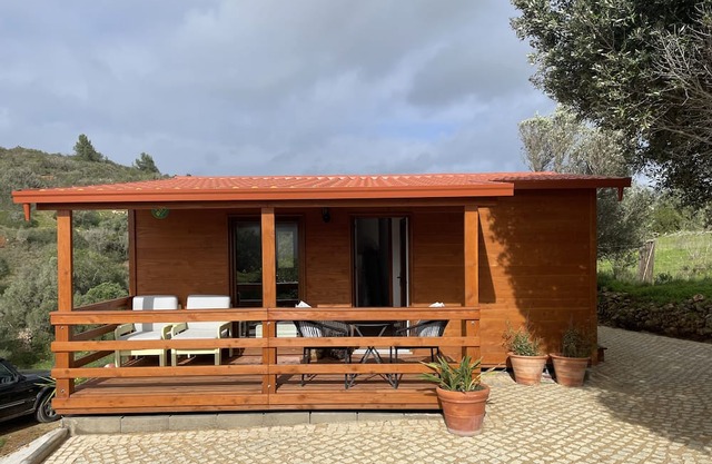 Modern Private Cabin in Praia Da Salema. Ideal for a quiet escape!