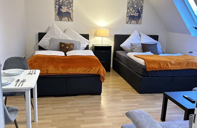 Apartment in Gütersloh with 2 Queen Sized Beds