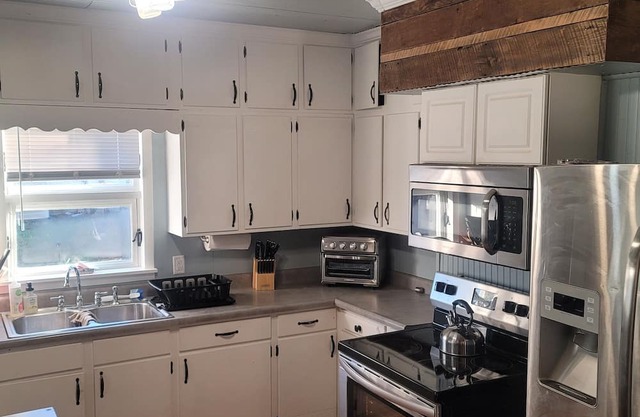 Amazing Farmhouse 20 mins to Wilmington, Washington CH, Hillsboro