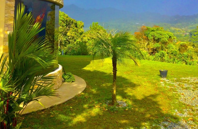 PRIVATE LUXURY HOUSE WITH PANORAMIC VIEWS