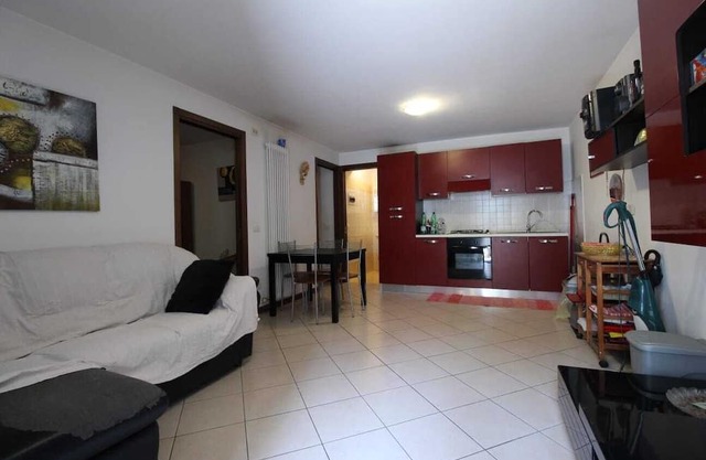 University area apartment near Hospital and city center