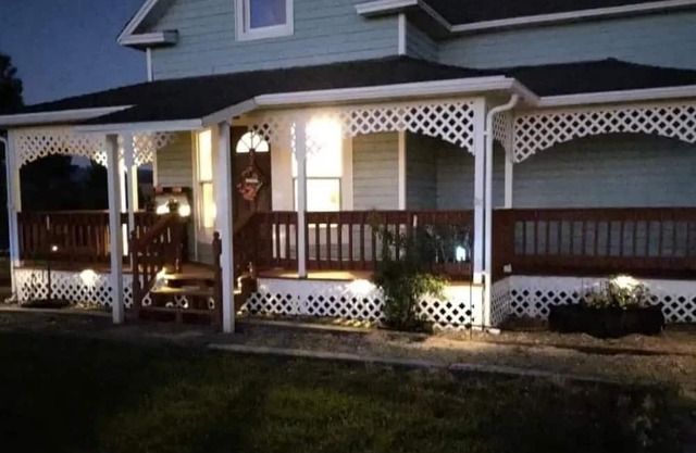 Cozy up at Serenity with its picturesque views, where the West still lives.