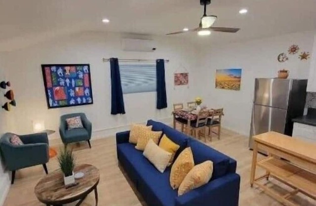 Family Vacation Guesthouse near LAX/Inglewood
