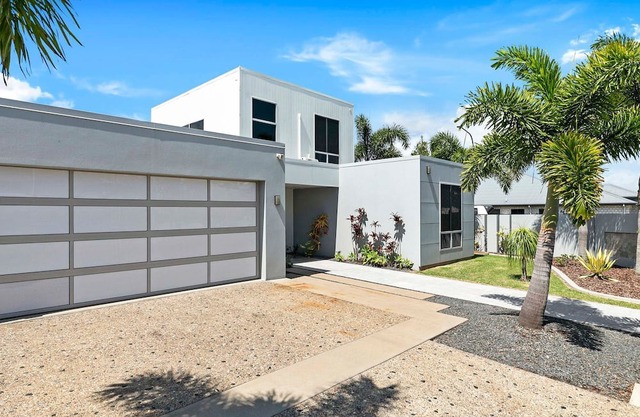 Exquisite Manor on Davis