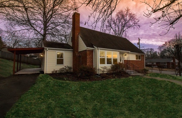 The Latham Cape Cod of Alexandria:15min to OldTown