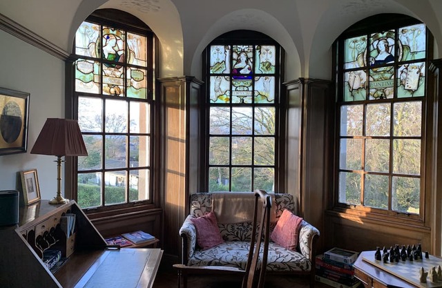 Grade 1 fairytale house at the top of Helensburgh with views over the Clyde.