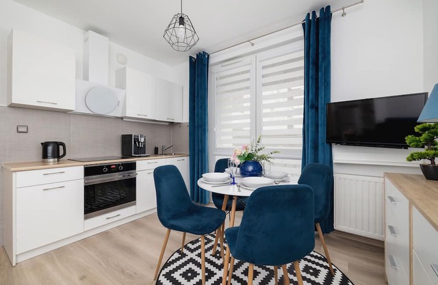 Avia Apartment in Krakow by Renters