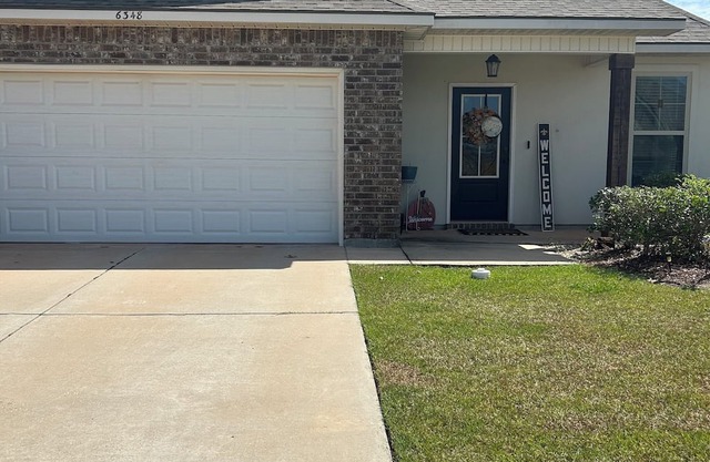 Welcoming 4-bedroom house with AC in charming Gonzales