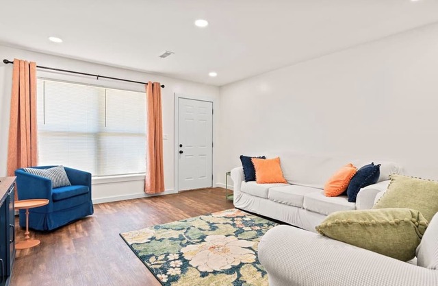 Stylish, Fully Furnished Apartments - Comfort and Convenience, Just Like Home