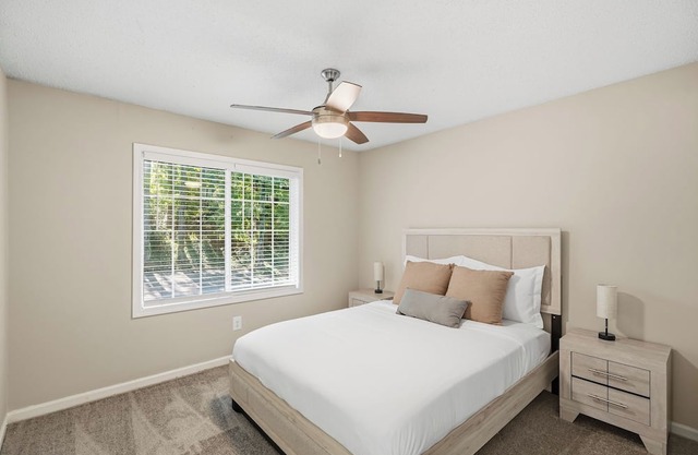 Crest at East Cobb 1828 Relaxing, Comfy 2Bd 2Bt