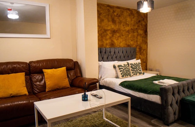 Firdaus Central Huddersfield - Studio No.10