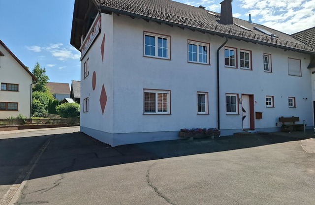 Holiday Apartment Schönhals with Private Terrace, Private Garden and Wi-Fi