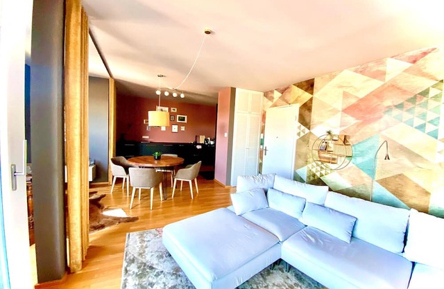 Holiday Home 'Am Schloßteich' with Private Terrace and Wi-Fi