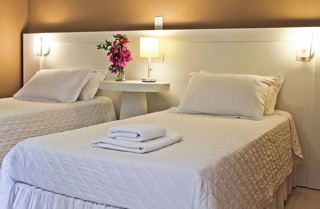 Three Nature-Focused Twin Room w/Easy Access to Hiking Trail and Waterfalls