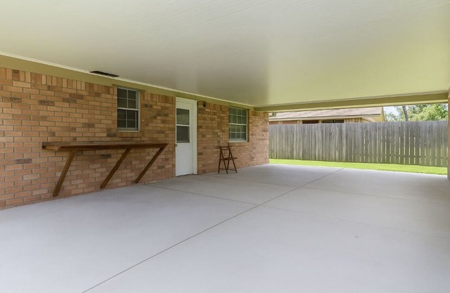 Enjoyable 3-bedroom house with AC in Baton Rouge