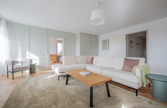 Blueground | Hirslanden, view, nr Zürich Zoo