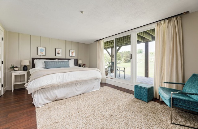 4BR Family Retreat w/Pool Near Lake Michigan – Ideal for Groups & Getaways