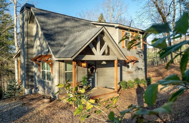 Peaceful Cabin for an Amazing Getaway in the North Georgia Mountains in Suches