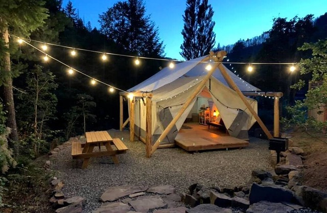 Woodsman - Luxury Glamping Tent