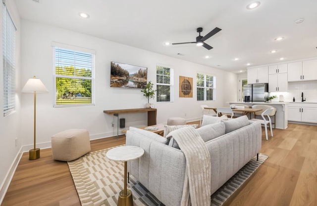 The Diamond-0.5 mi to Baum Walker-1.5 mi to DT