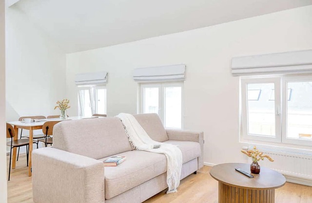 Spacious Duplex for 6 in Central Ixelles