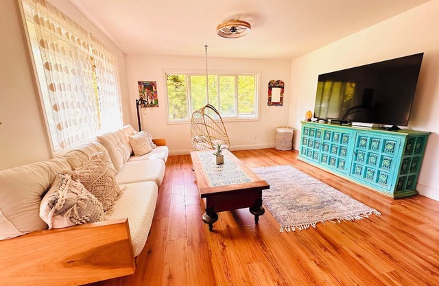 North Shore of Maui - 2bd minutes from beach and waterfalls