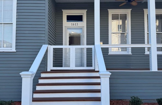 Charming 2-bedroom cottage with WiFi, AC in amazing Houston