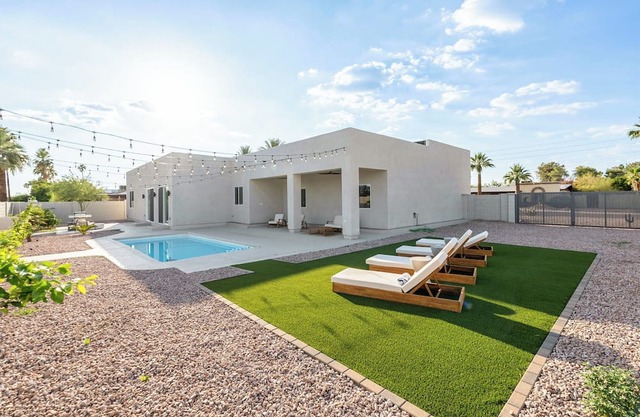 Scottsdale Modern Desert Oasis - Private Pool + Game Loung