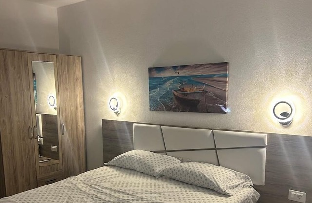 1-bedroom apartment with terrace - Apartments Subashi room 102