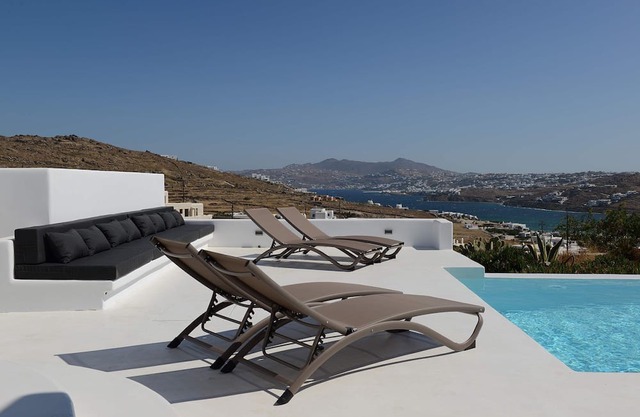 My Rental Homes - Villa Gazelia with terrace, private swimming pool and sea view