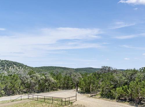 Lucky Star Ranch
