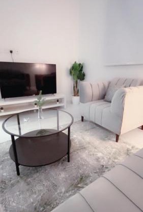 شقة فاخره موقع ممتاز مركزي